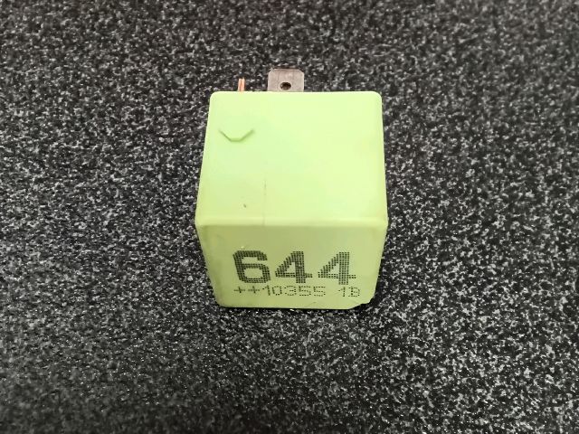 bontott VW TIGUAN Relé