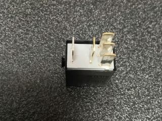 bontott VW TIGUAN Relé