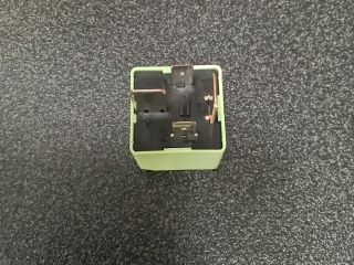 bontott VW TIGUAN Relé