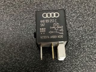 bontott VW TIGUAN Relé