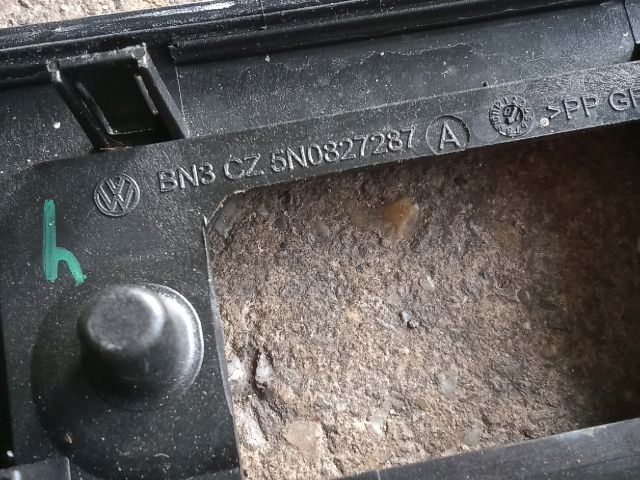 bontott VW TIGUAN Rendszámtábla Világítás Keret