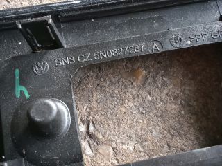 bontott VW TIGUAN Rendszámtábla Világítás Keret