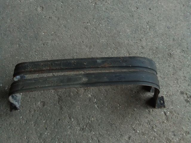 bontott VW TIGUAN Tank Tartó Pánt
