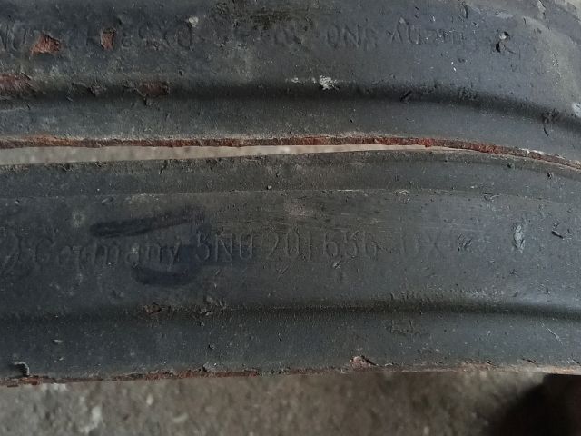 bontott VW TIGUAN Tank Tartó Pánt