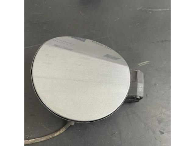 bontott VW TIGUAN Tankajtó