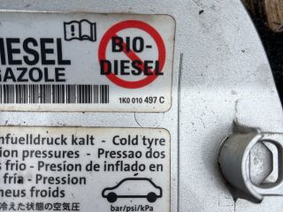 bontott VW TIGUAN Tankajtó