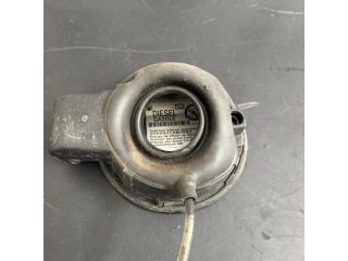 bontott VW TIGUAN Tankajtó