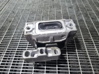 bontott VW TIGUAN Tartó Bak