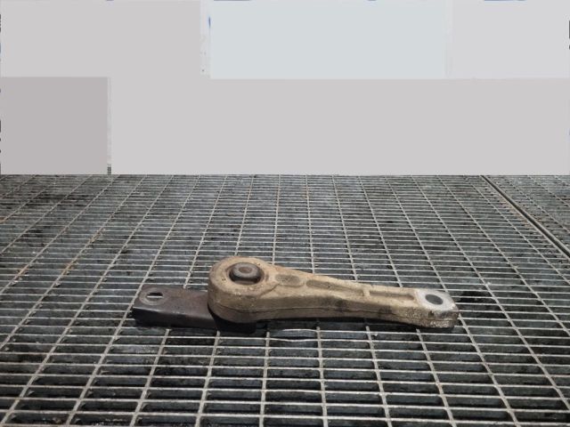 bontott VW TIGUAN Tartó Bak