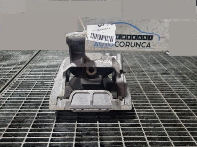 bontott VW TIGUAN Tartó Bak