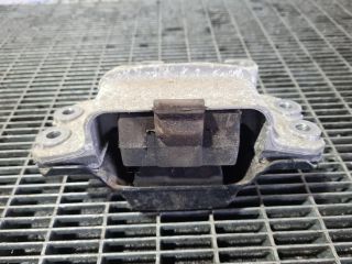 bontott VW TIGUAN Tartó Bak