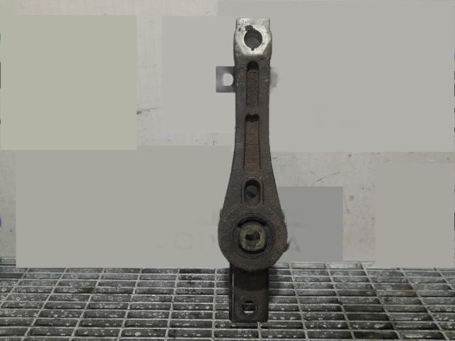 bontott VW TIGUAN Tartó Bak