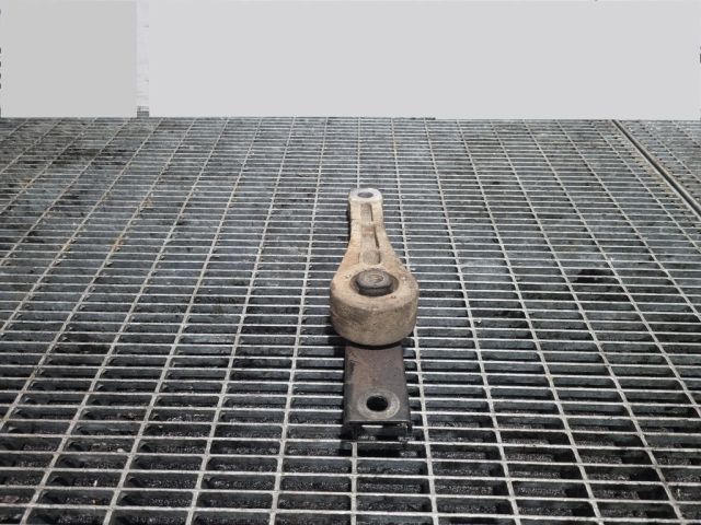 bontott VW TIGUAN Tartó Bak