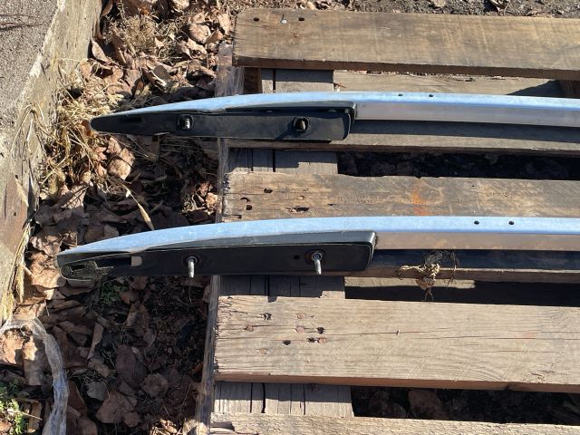 bontott VW TIGUAN Tetősín Pár