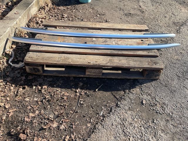 bontott VW TIGUAN Tetősín Pár