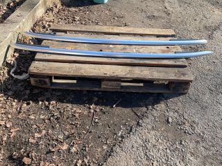 bontott VW TIGUAN Tetősín Pár