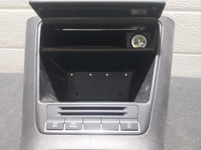 bontott VW TIGUAN Váltókar Keret