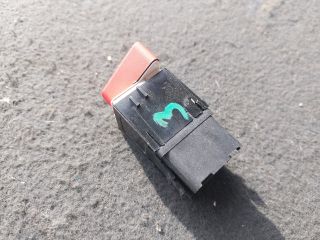 bontott VW TIGUAN Vészvillogó Kapcsoló