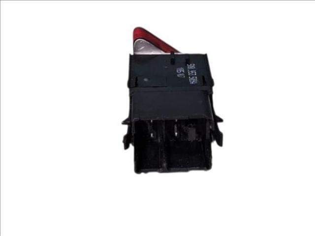 bontott VW TIGUAN Vészvillogó Kapcsoló