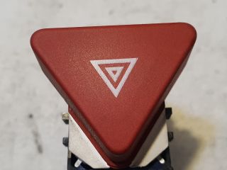 bontott VW TIGUAN Vészvillogó Kapcsoló