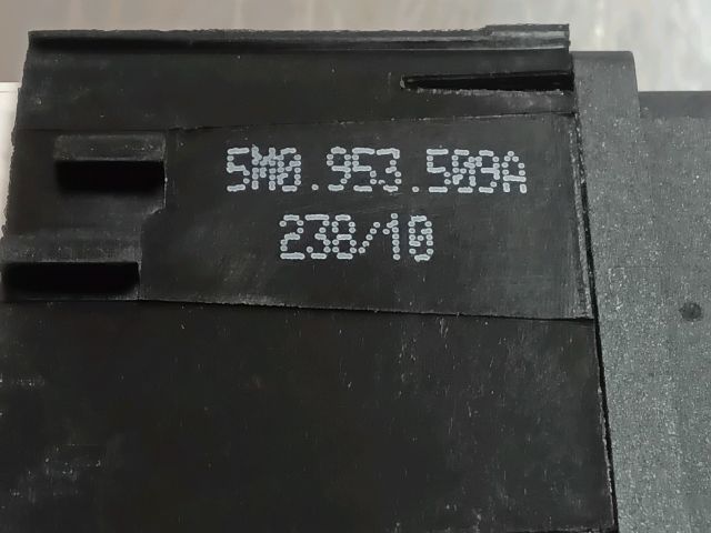 bontott VW TIGUAN Vészvillogó Kapcsoló