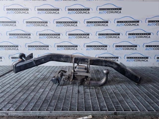 bontott VW TIGUAN Vonóhorog