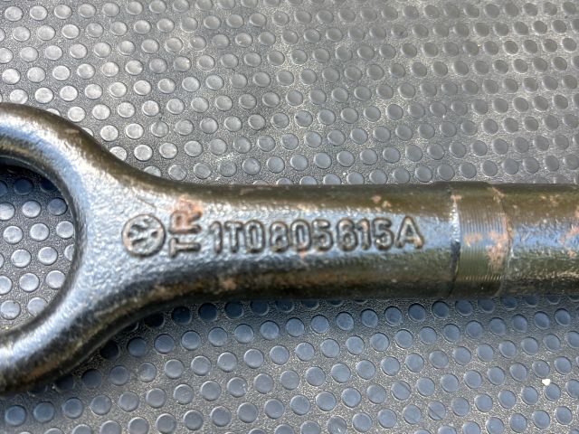 bontott VW TIGUAN Vonószem