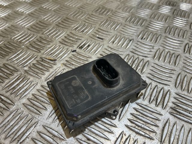 bontott VW TIGUAN Xenon Trafó