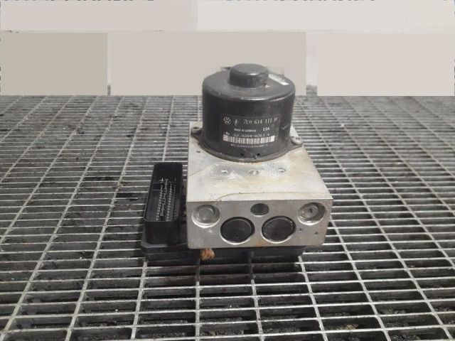 bontott VW TOUAREG ABS Kocka