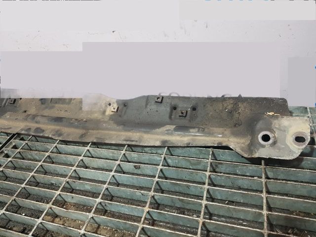 bontott VW TOUAREG Alsó Összekötő