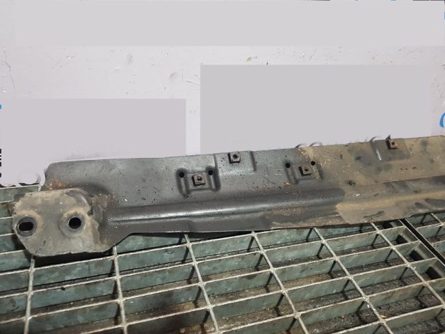 bontott VW TOUAREG Alsó Összekötő