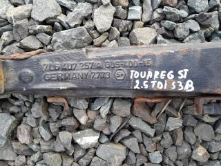 bontott VW TOUAREG Bal első Csonkállvány