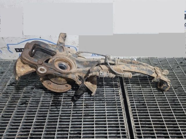 bontott VW TOUAREG Bal első Csonkállvány