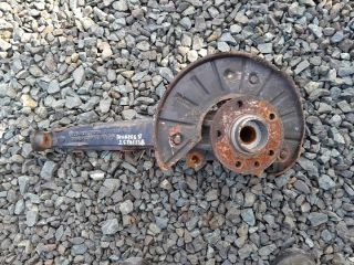 bontott VW TOUAREG Bal első Csonkállvány