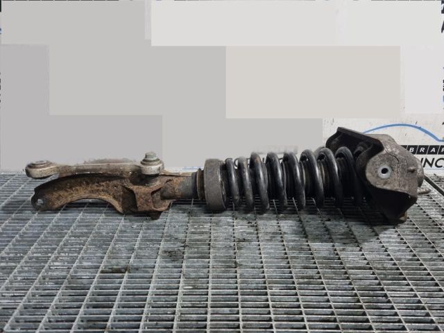 bontott VW TOUAREG Bal első Lengéscsillapító