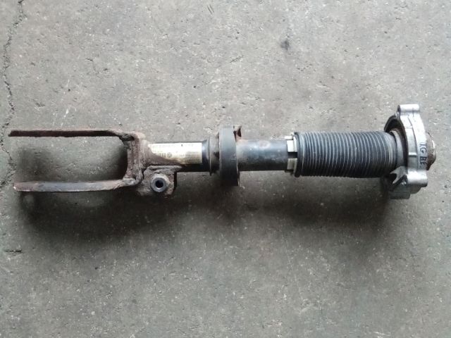 bontott VW TOUAREG Bal első Lengéscsillapító