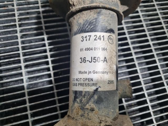 bontott VW TOUAREG Bal első Lengéscsillapító