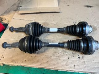 bontott VW TOUAREG Bal Féltengely