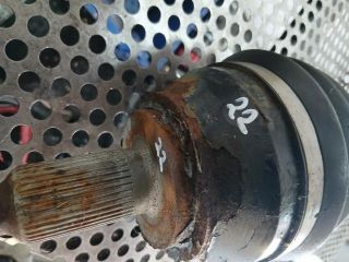 bontott VW TOUAREG Bal Féltengely