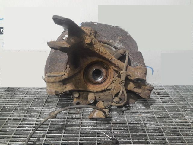 bontott VW TOUAREG Bal hátsó Csonkállvány