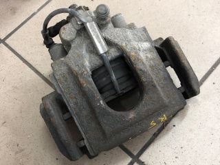 bontott VW TOUAREG Bal hátsó Féknyereg Munkahengerrel