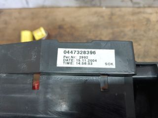 bontott VW TOUAREG Biztosítéktábla Motortér