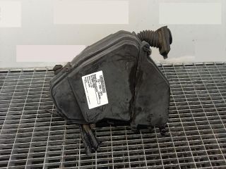 bontott VW TOUAREG Biztosítéktábla Motortér