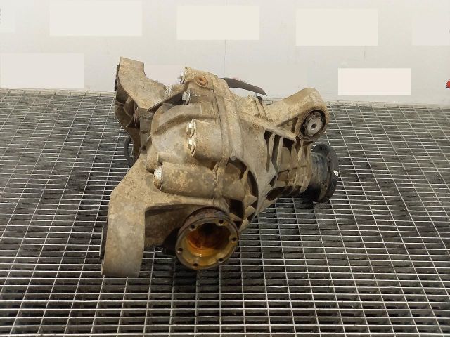 bontott VW TOUAREG Differenciálmű Tartó Bak