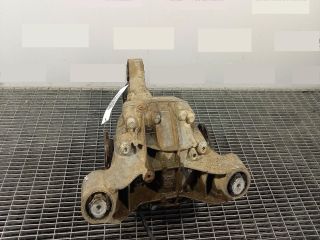 bontott VW TOUAREG Differenciálmű Tartó Bak