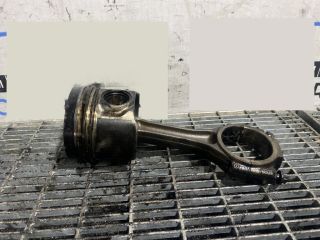 bontott VW TOUAREG Dugattyú