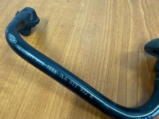 bontott VW TOUAREG Fékrásegítő Cső