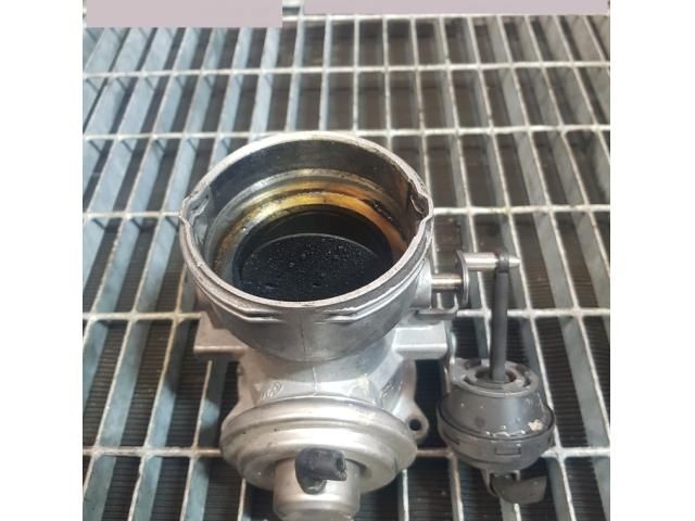 bontott VW TOUAREG Fojtószelep (Elektromos)