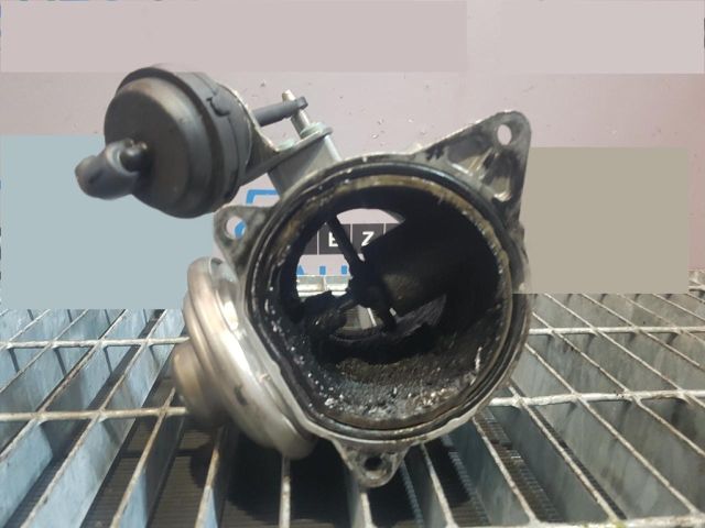 bontott VW TOUAREG Fojtószelep (Elektromos)