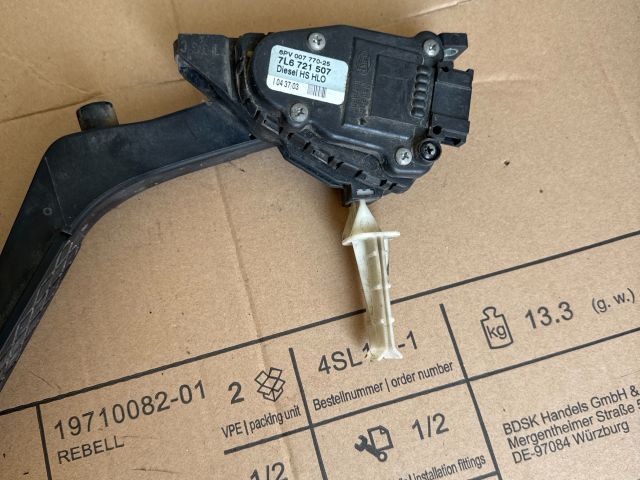 bontott VW TOUAREG Gázpedál (Elektromos)